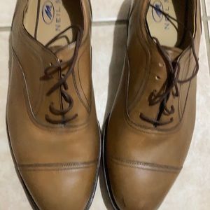 Neil M Shoes.